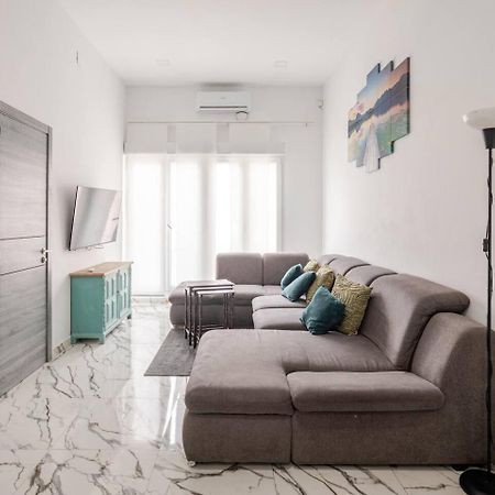 Apartamento En Planta Baja Cerca De La Playa En Badalona Exteriér fotografie